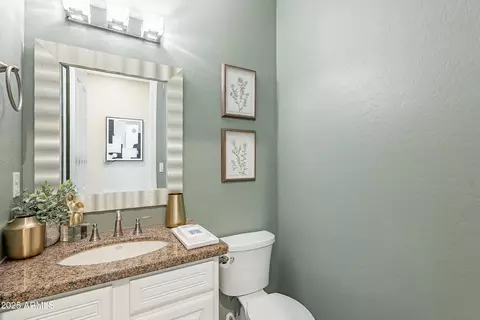 Bath - 4353 E Santa Fe Ct, Gilbert, AZ 85297 photo 1 of 7