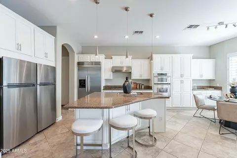 Kitchen - 4353 E Santa Fe Ct, Gilbert, AZ 85297 photo 1 of 6