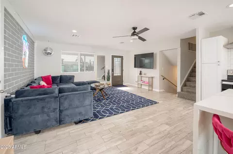 602 E Taylor St, Tempe, AZ 85288 photo 5