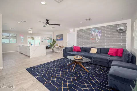602 E Taylor St, Tempe, AZ 85288 photo 3
