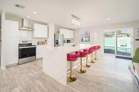 602 E Taylor St, Tempe, AZ 85288 photo 2