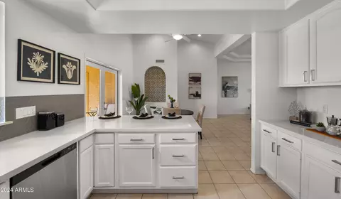 2177 E Alameda Dr, Tempe, AZ 85282 photo 10