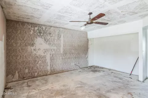 7519 W Wolf St, Phoenix, AZ 85033 photo 19