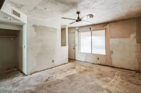 7519 W Wolf St, Phoenix, AZ 85033 photo 16