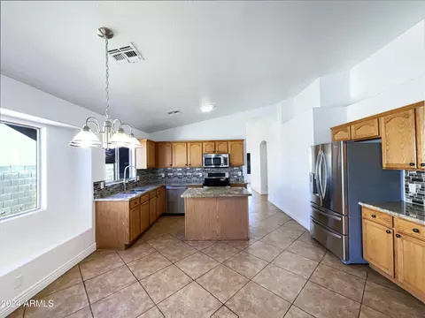 Kitchen - 1708 E Francisco Dr, Phoenix, AZ 85042 photo 1 of 2