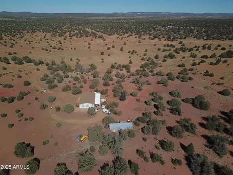 44175 N Cattle Dr, Ash Fork, AZ 86320 photo 24