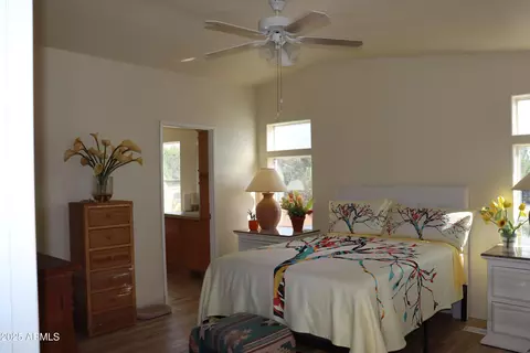 44175 N Cattle Dr, Ash Fork, AZ 86320 photo 8