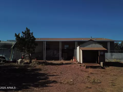 44175 N Cattle Dr, Ash Fork, AZ 86320 photo 21