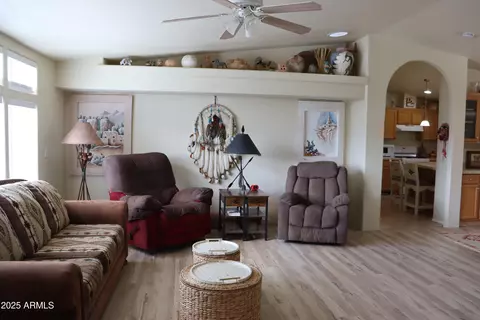 44175 N Cattle Dr, Ash Fork, AZ 86320 photo 2