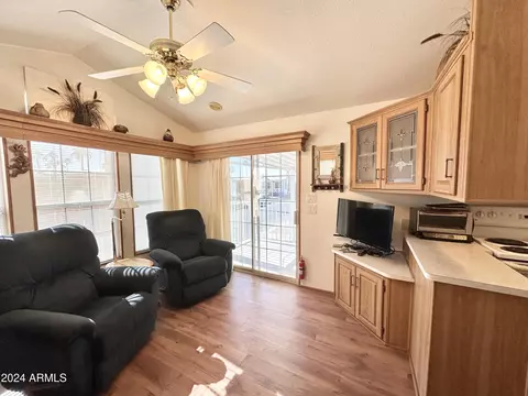 870 S Motherlode Dr, Apache Junction, AZ 85119 photo 9