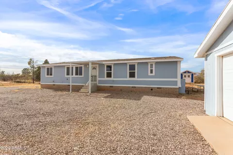 8925 E Chippewa St, Hereford, AZ 85615