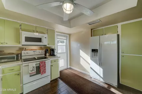 3345 E Desert Cove Ave, Phoenix, AZ 85028 photo 5