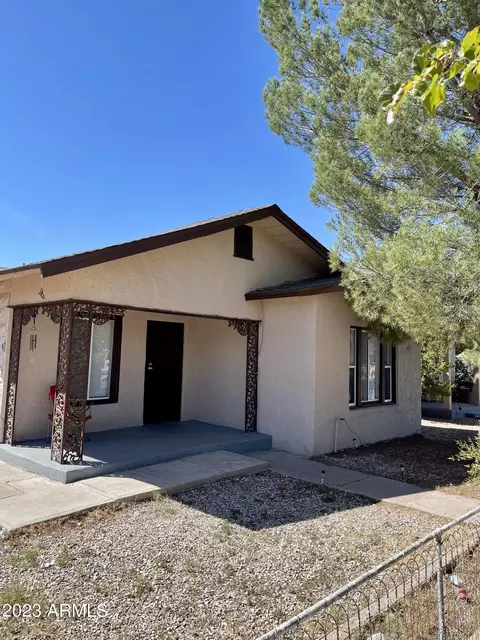 1009 E 5th St #P, Douglas, AZ 85607