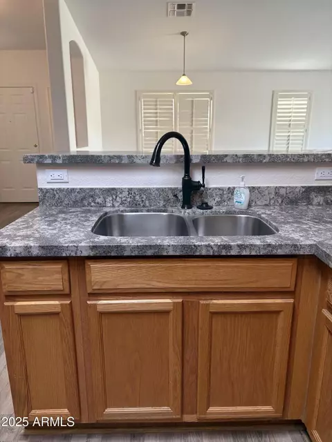 Kitchen - 8724 E Nopal Cir, Mesa, AZ 85209 photo 5 of 6