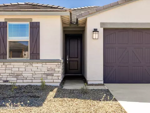16023 W Desert Hollow Dr, Surprise, AZ 85387