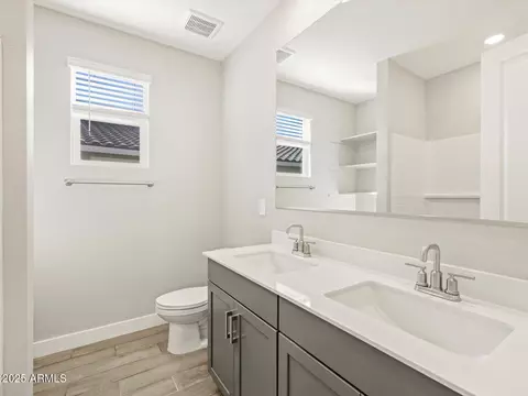 Bath - 17737 W Elm St, Goodyear, AZ 85395 photo 8 of 9