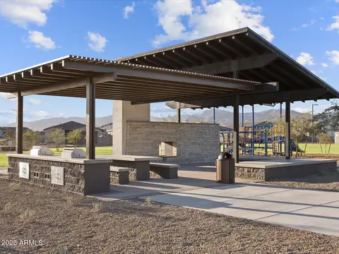 View/Area - 17737 W Elm St, Goodyear, AZ 85395 photo 2 of 9