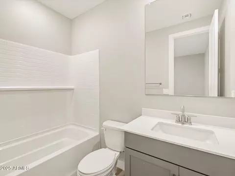 Bath - 17737 W Elm St, Goodyear, AZ 85395 photo 6 of 9