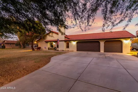 8707 N 94th Ave, Peoria, AZ 85345
