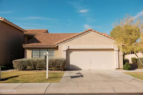 13814 S 42nd Pl, Phoenix, AZ 85044