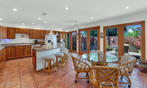 7044 N 11th Ave, Phoenix, AZ 85021 photo 13