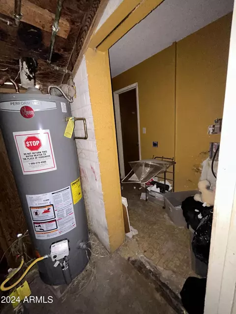 Other - 1833 E Lynne Ln, Phoenix, AZ 85042 photo 5 of 9