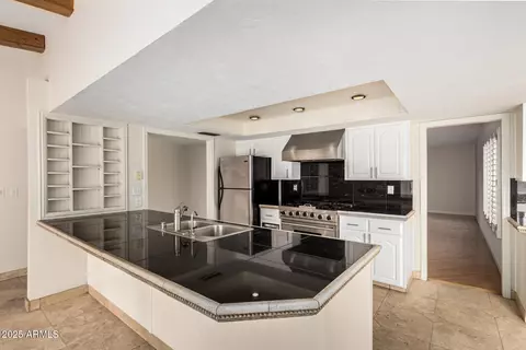 931 Eveningstar Ln, Tempe, AZ 85283 photo 12