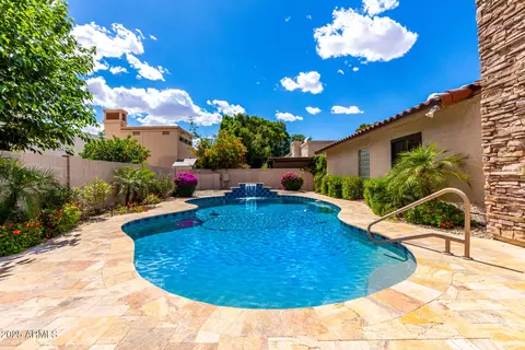 931 Eveningstar Ln, Tempe, AZ 85283 photo 4