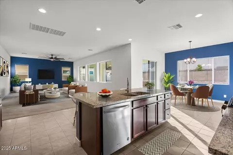 1125 E La Mirada Dr, Phoenix, AZ 85042 photo 12