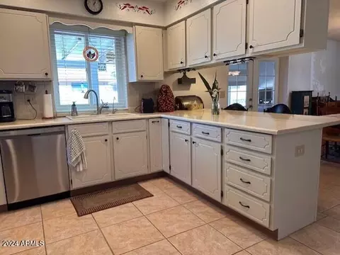 8058 E Meseto Ave, Mesa, AZ 85209 photo 9