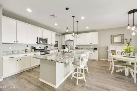 10245 E Texas Ave, Mesa, AZ 85212 photo 2