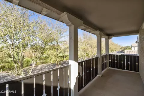 1090 S Nancy Ln, Gilbert, AZ 85296 photo 5