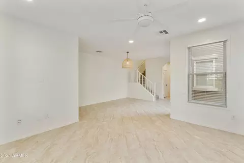 1090 S Nancy Ln, Gilbert, AZ 85296 photo 7