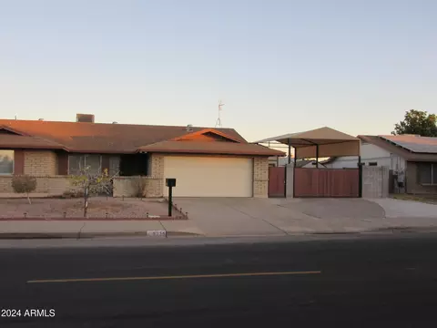 3736 W Paradise Ln, Phoenix, AZ 85053