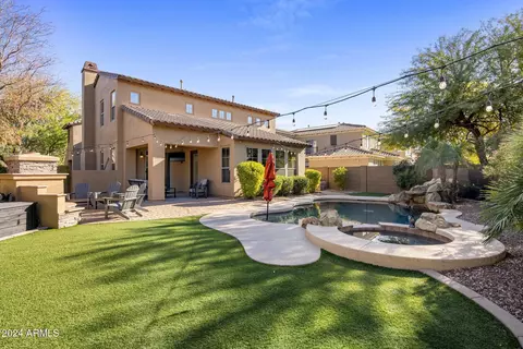 3705 E Donald Dr, Phoenix, AZ 85050 photo 2