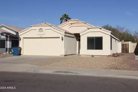 1298 W 18th Ave, Apache Junction, AZ 85120 photo 2