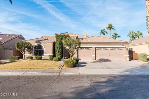 550 N Mammoth Way, Chandler, AZ 85225