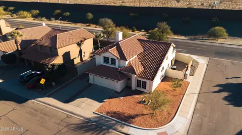 View/Area - 1705 E Windsong Dr, Phoenix, AZ 85048 photo 2 of 6