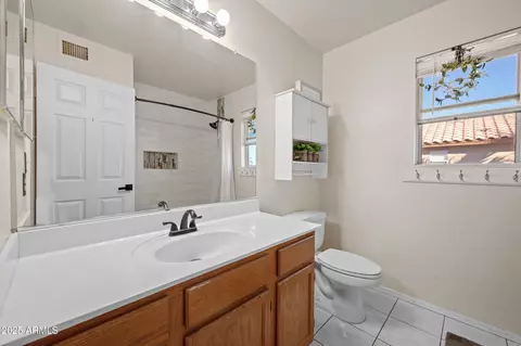 Bath - 1705 E Windsong Dr, Phoenix, AZ 85048 photo 3 of 3