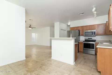 2189 E 29th Ave, Apache Junction, AZ 85119 photo 11