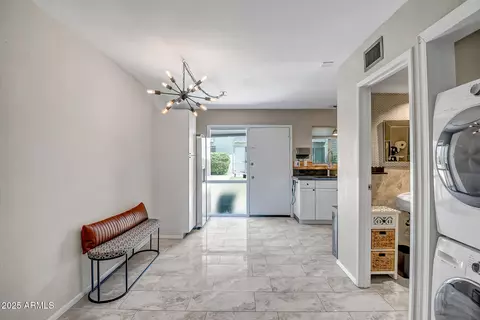 4600 N 68th St #313, Scottsdale, AZ 85251