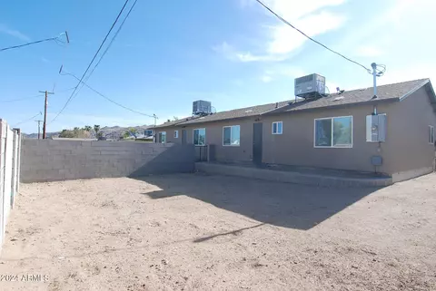 734 E Hazel Dr, Phoenix, AZ 85042 photo 5
