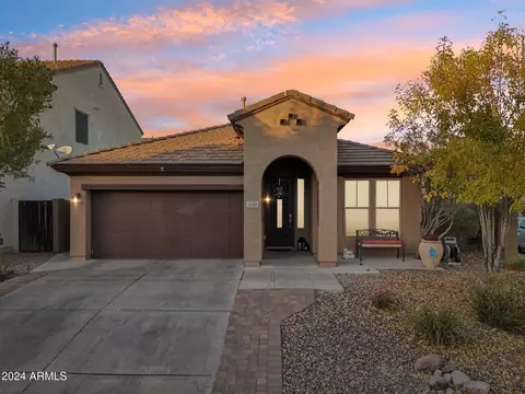 4310 W Heyerdahl Dr, New River, AZ 85087
