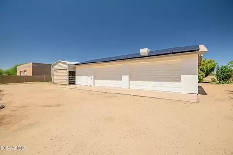 3946 W Morrow Dr, Glendale, AZ 85308