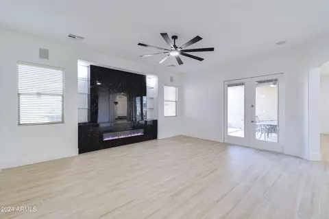 Living - 1270 E Baranca Rd, Gilbert, AZ 85297 photo 4 of 11