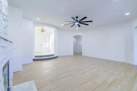 Living - 1270 E Baranca Rd, Gilbert, AZ 85297 photo 8 of 11