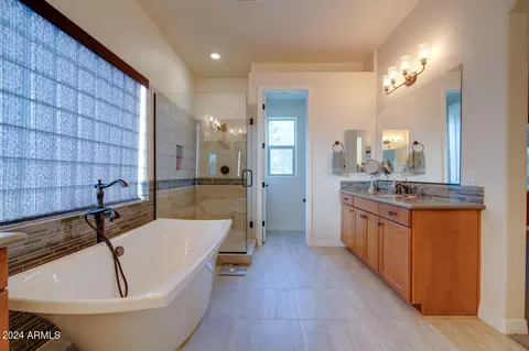 2330 E Brooks Farm Rd, Gilbert, AZ 85298 photo 22