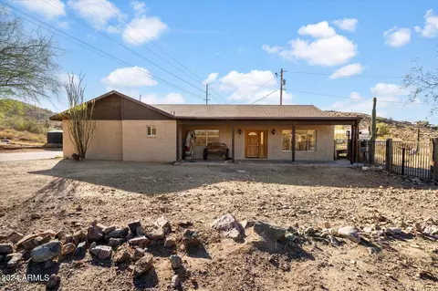 3537 W Meander Rd, New River, AZ 85087