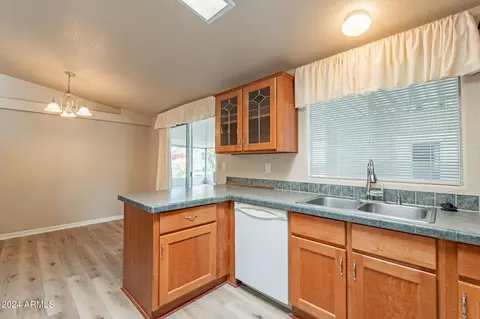 3301 S Goldfield Rd #2015, Apache Junction, AZ 85119 photo 15