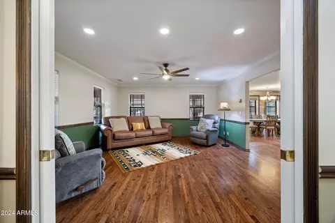 2265 Wright Cir, Overgaard, AZ 85933 photo 13
